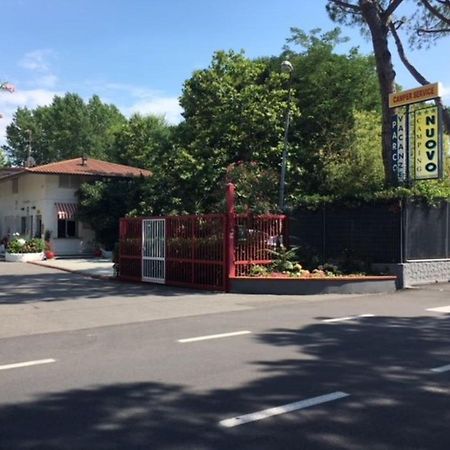 Camping Nuovo Massa  Zewnętrze zdjęcie
